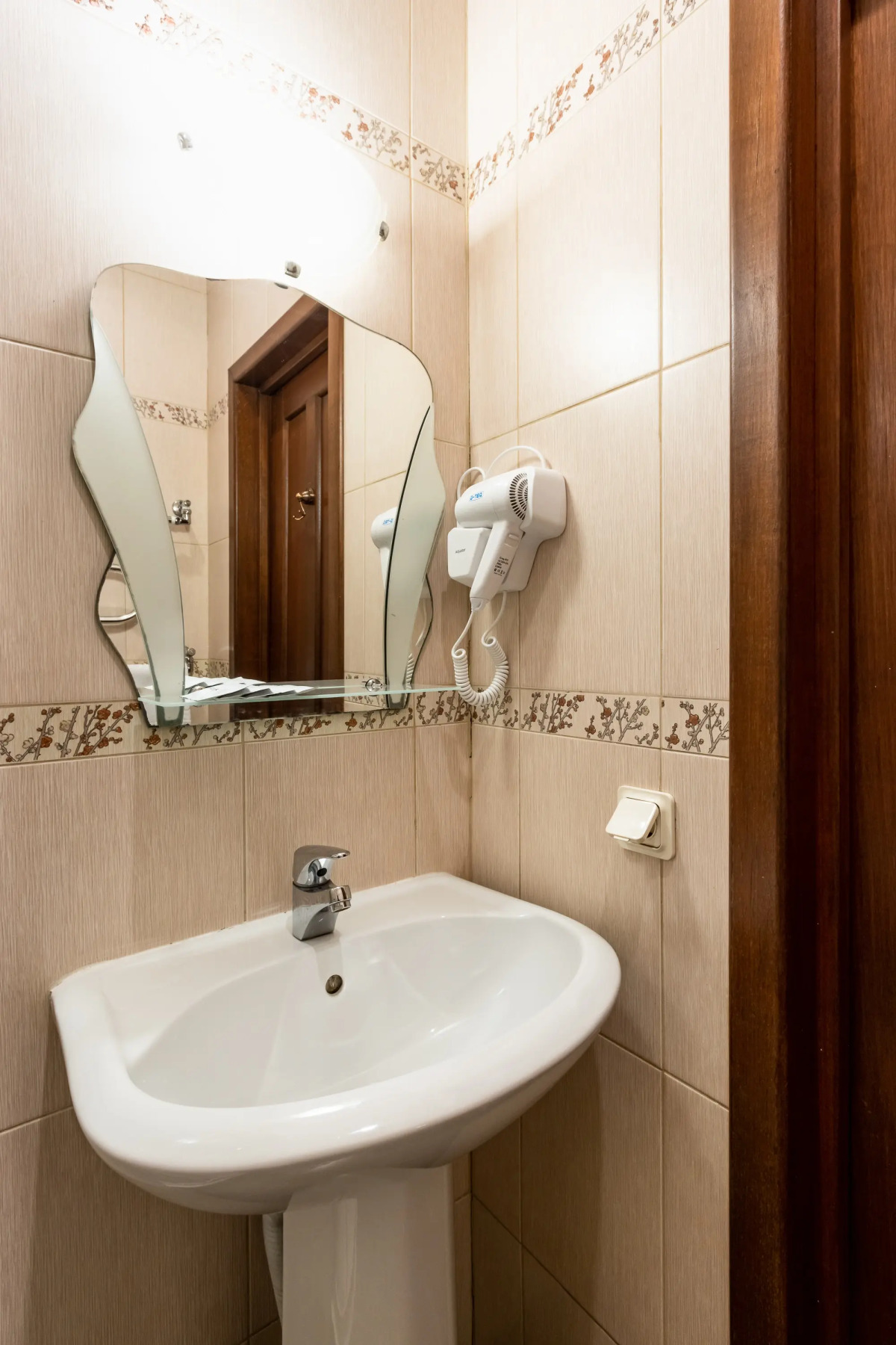 Меблированные комнаты Номера на Жуковского