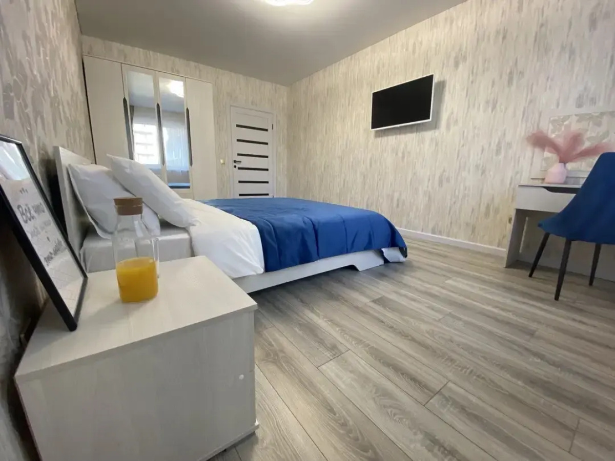 Квартира Поделам на Кислова 27