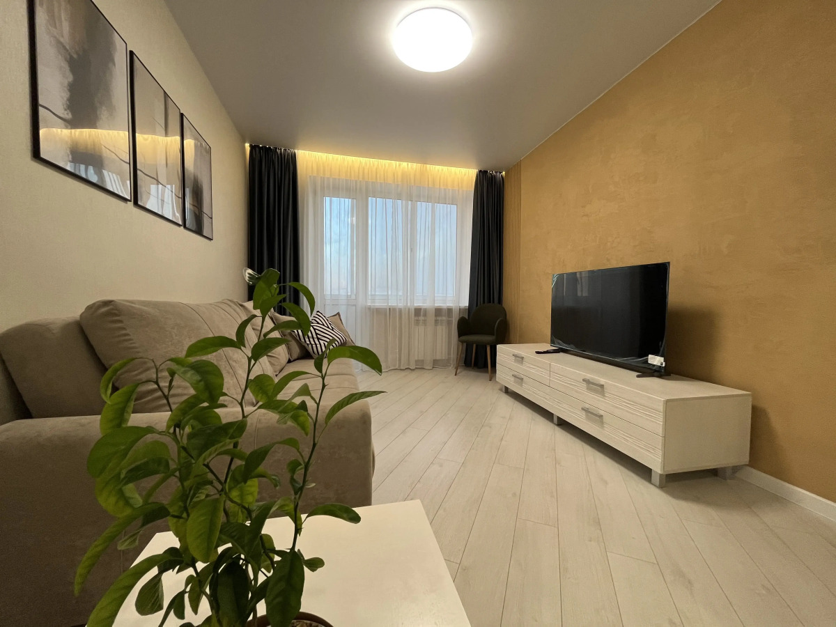 Квартира Уютная Напротив Железнодорожного Вокзала