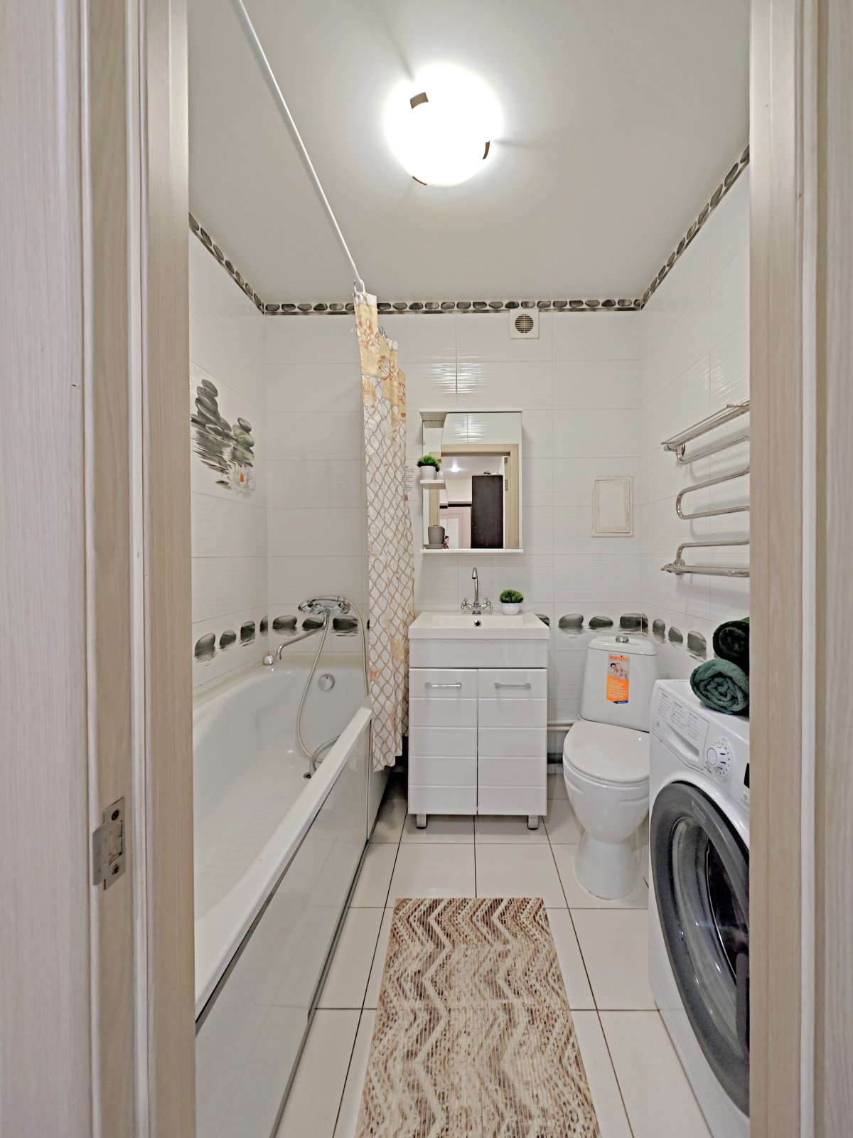 Квартира у ТЦ Мега