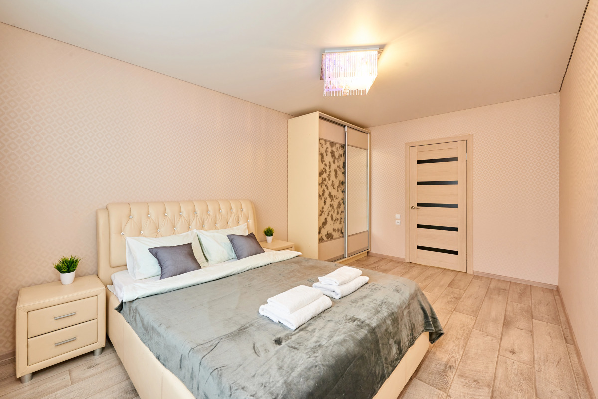 Апартаменты Двухкомнатные Sutki VIP на Тамбовской 23