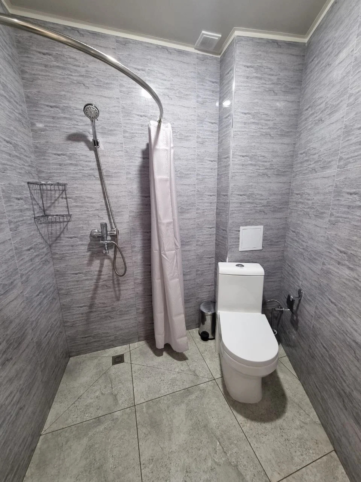 Отель Revel Hotel