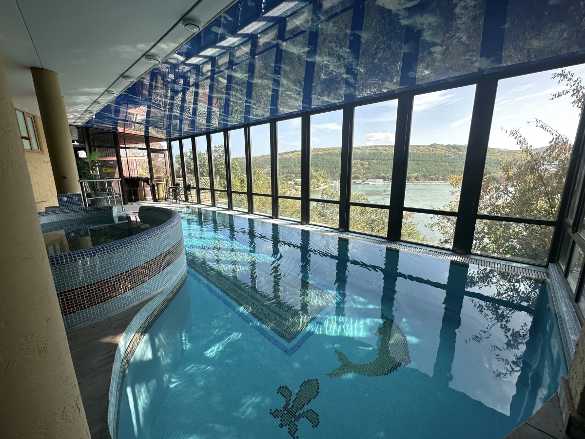 Отель Крылья