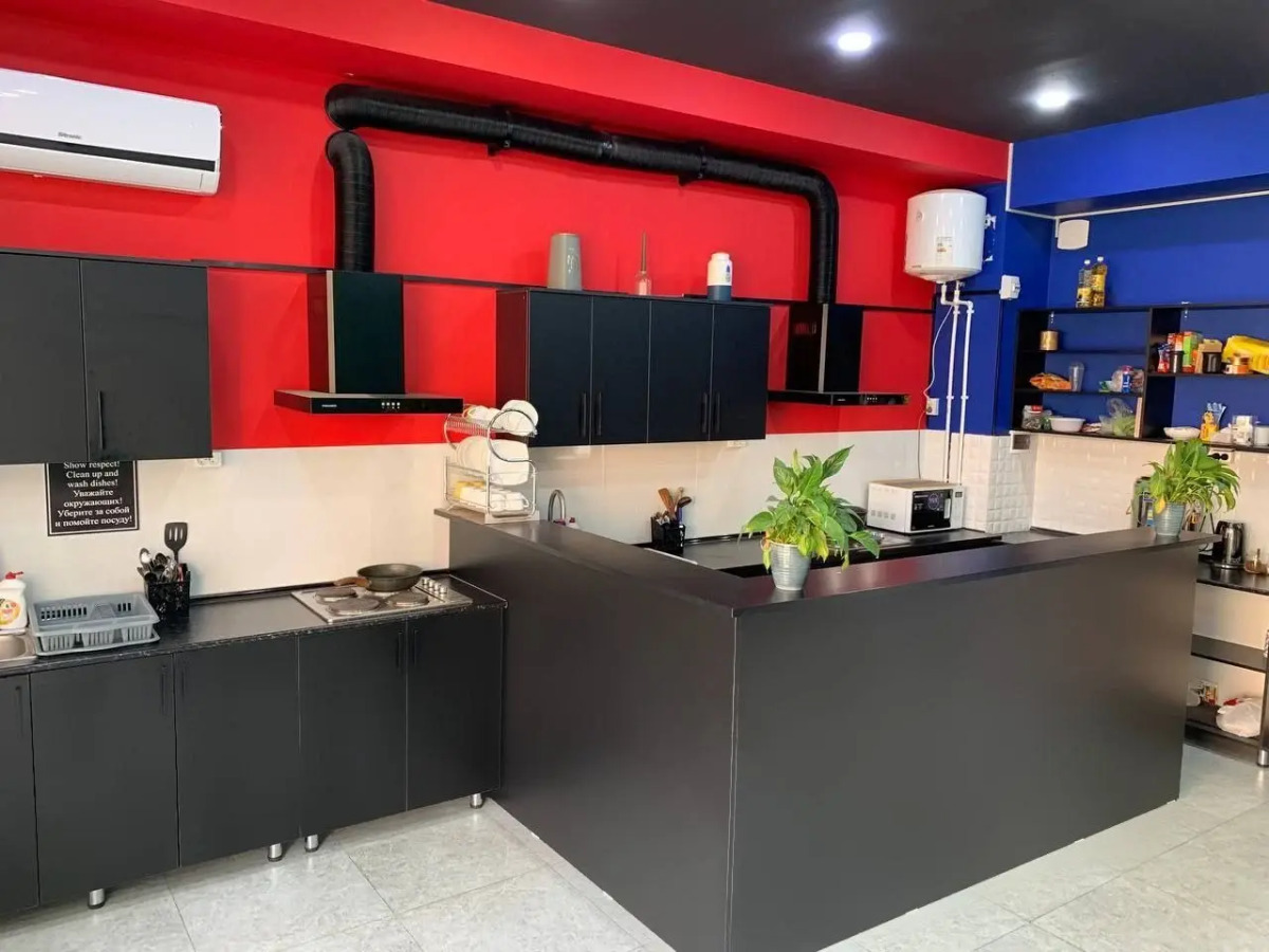 Хостел Safarov's Family Hostel