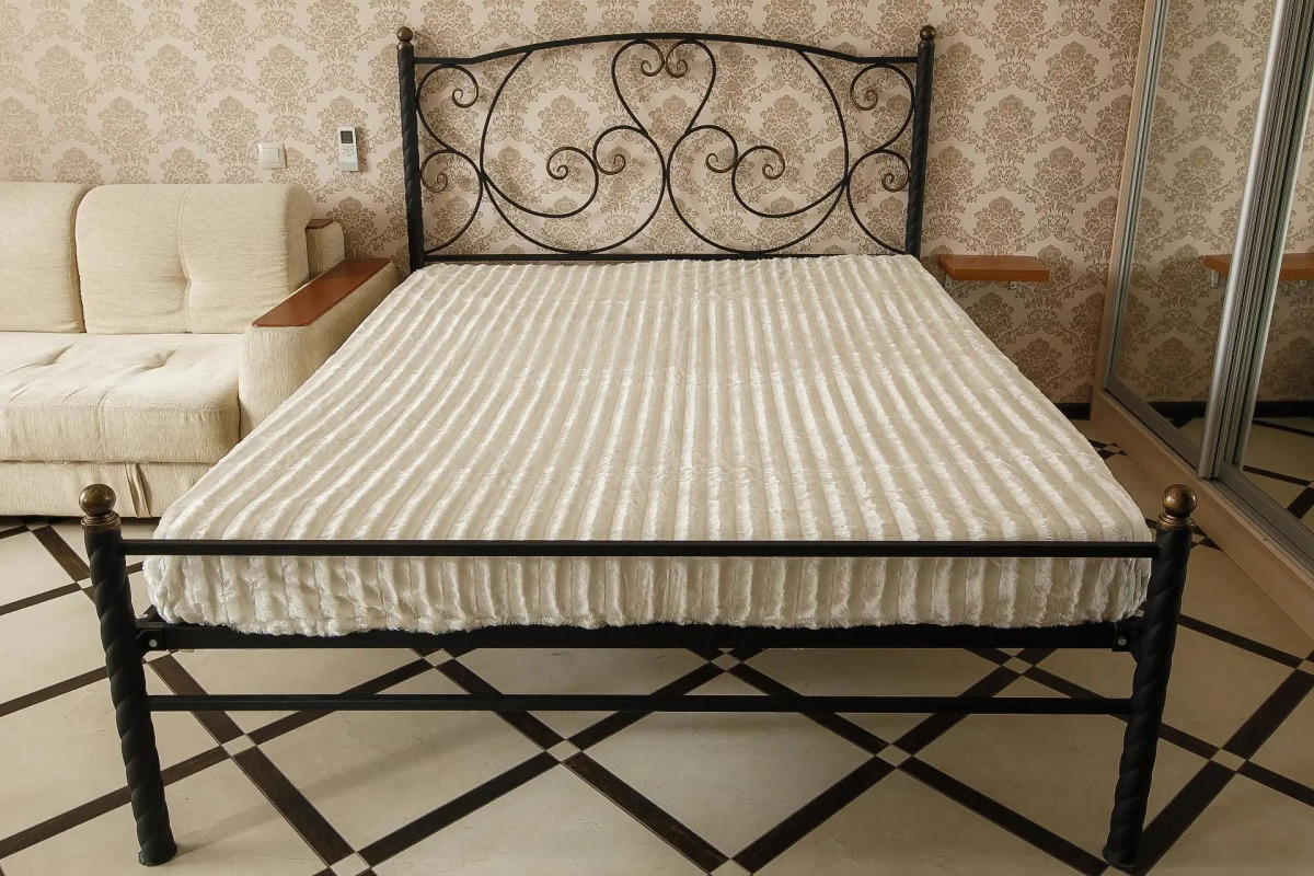 Апартаменты на Ухтомского 8