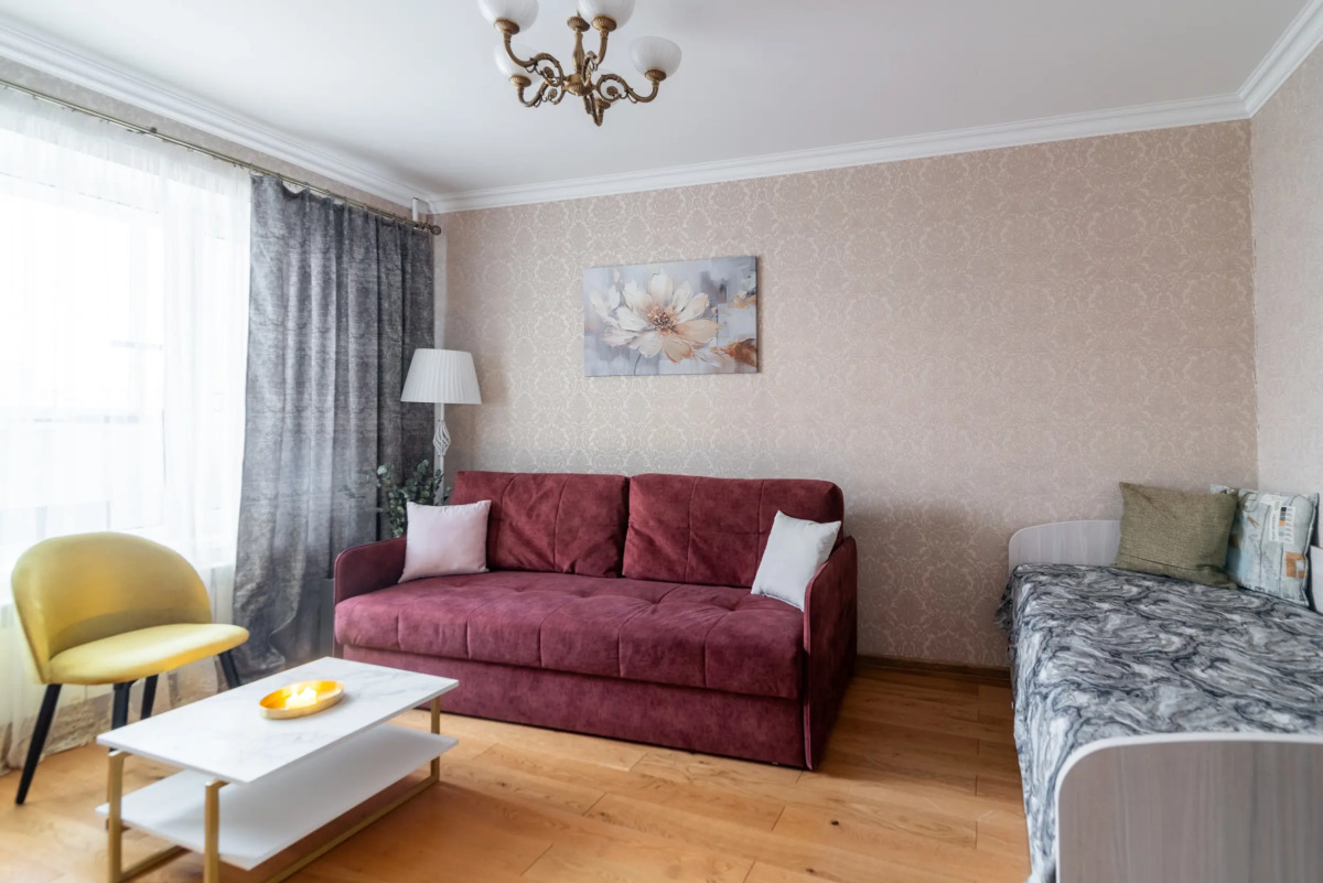 Квартира Двухкомнатная квартира у метро Минская, Парк Победы