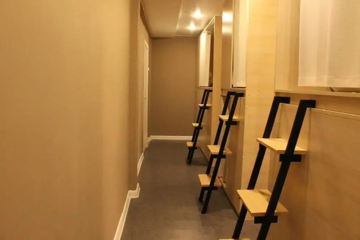 Отель Капсульный хостел Dad and Cat