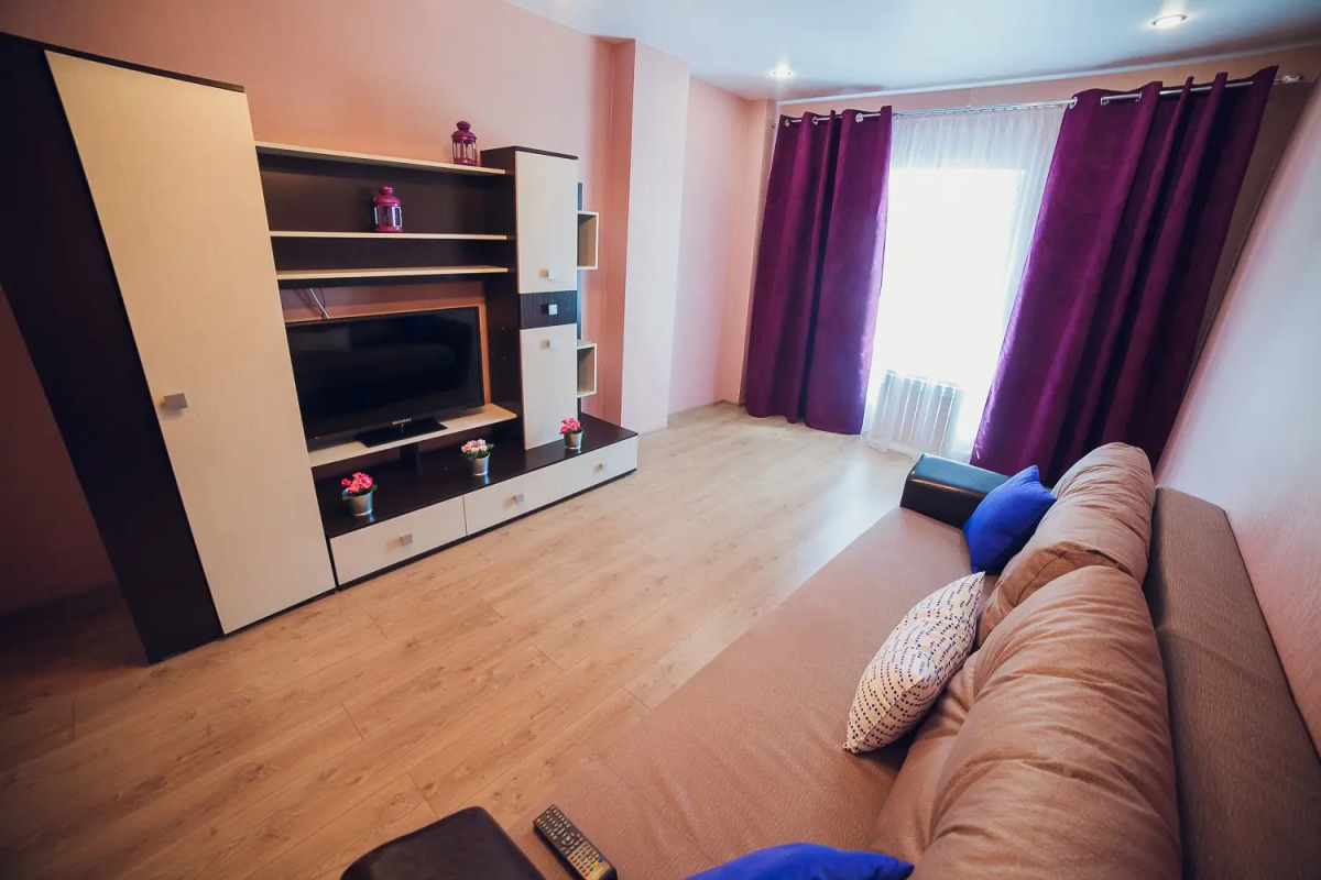 Апартаменты Октябрьской Революции 23 А