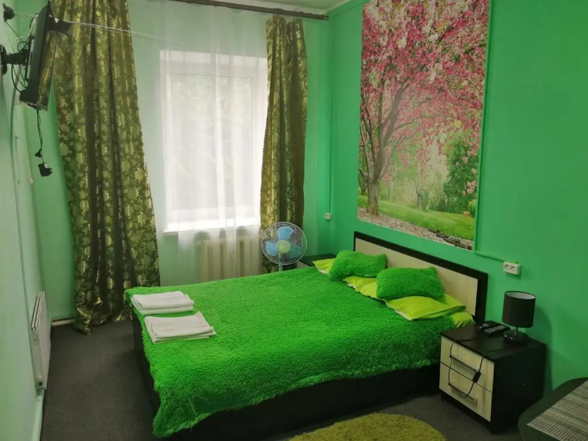 Отель Визит