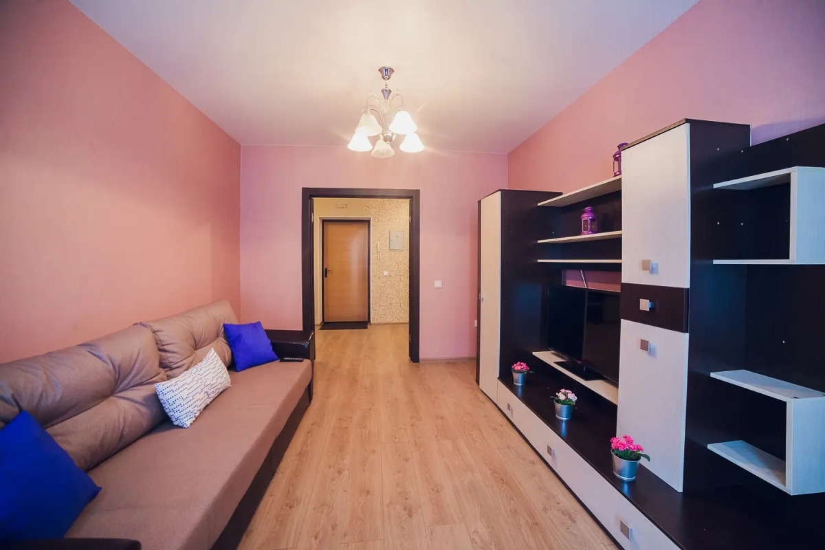 Апартаменты Октябрьской Революции 23 А