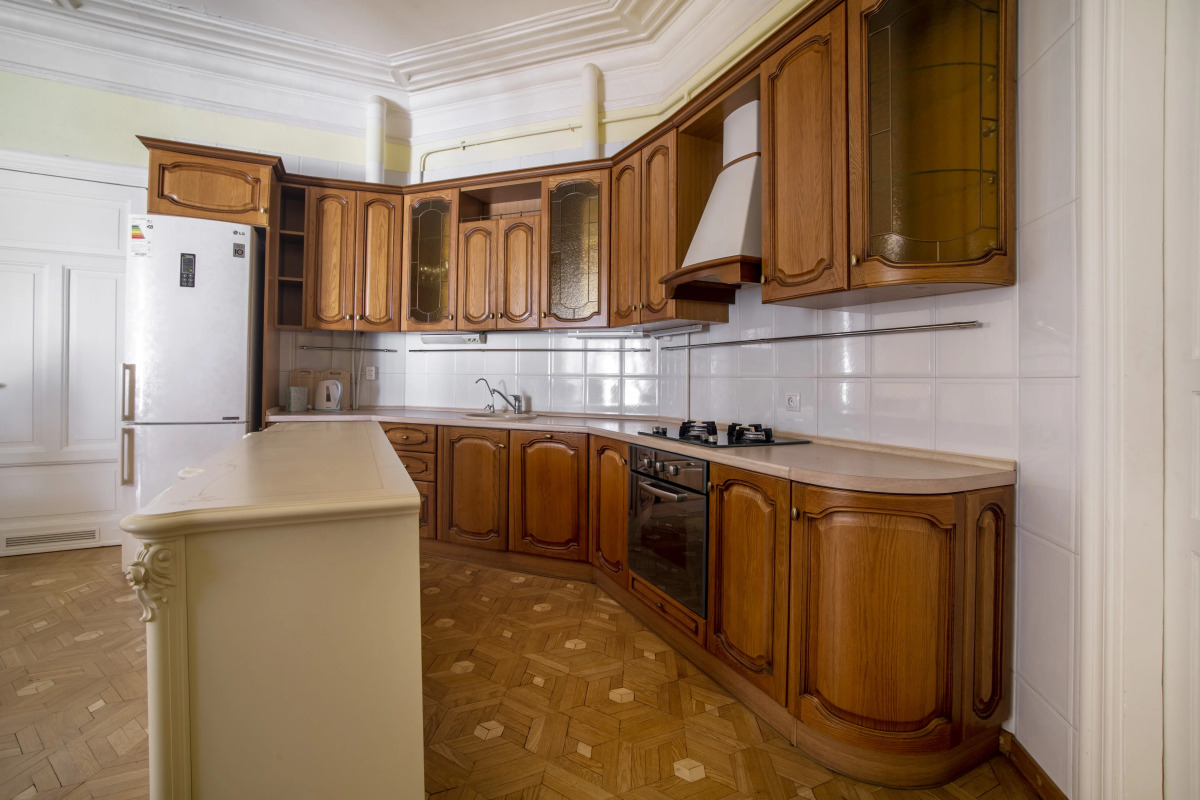 Квартира на Рубинштейна 4