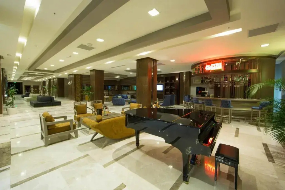 Отель Qafqaz Tufandag Mountain Resort
