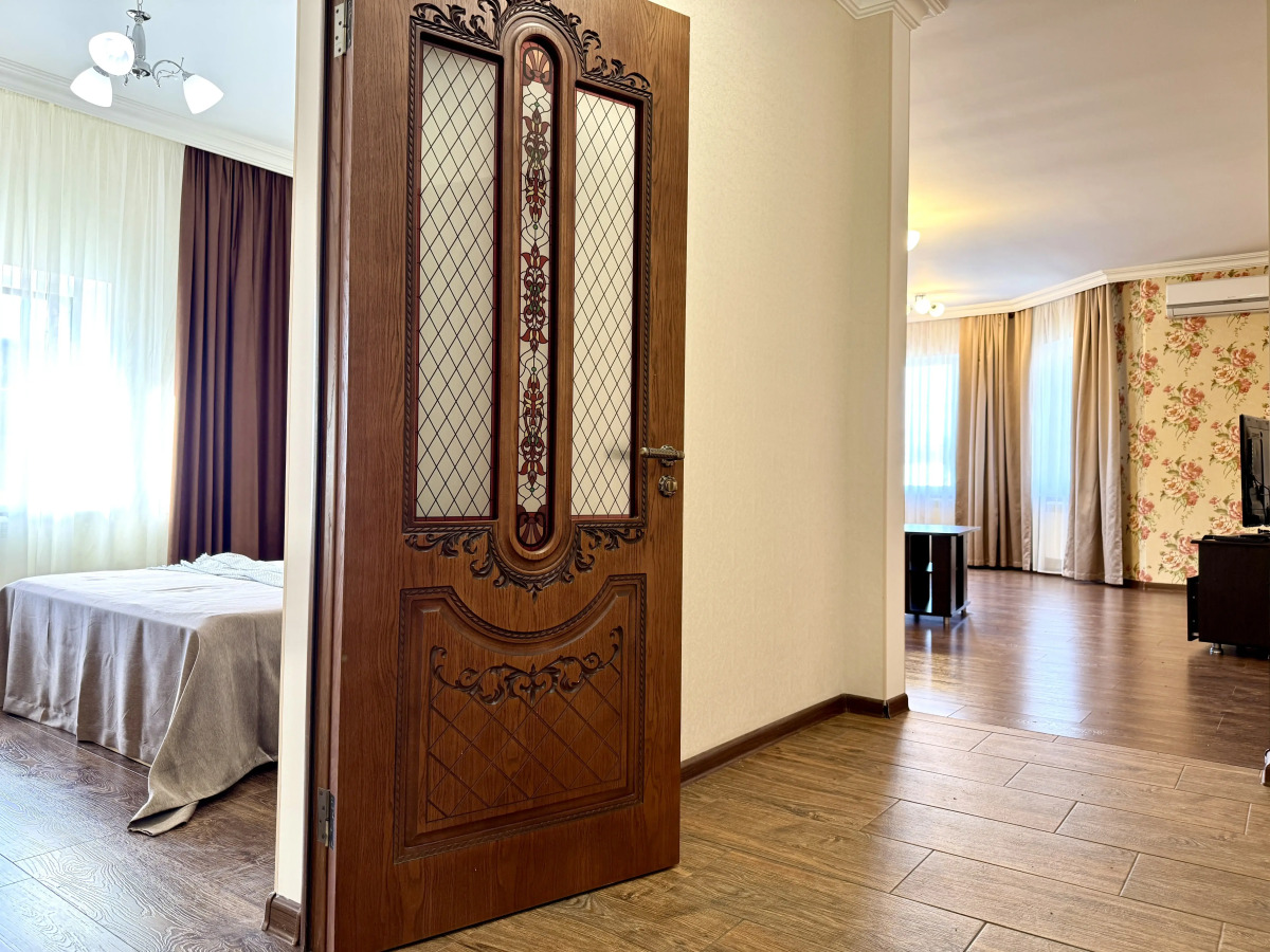 Квартира двухкомнатная в центре города