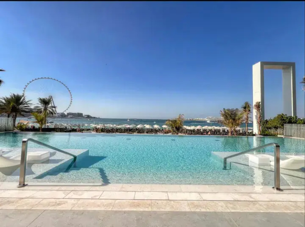 Апартаменты La Vie 1BR on JBR with Private Beach Dubai