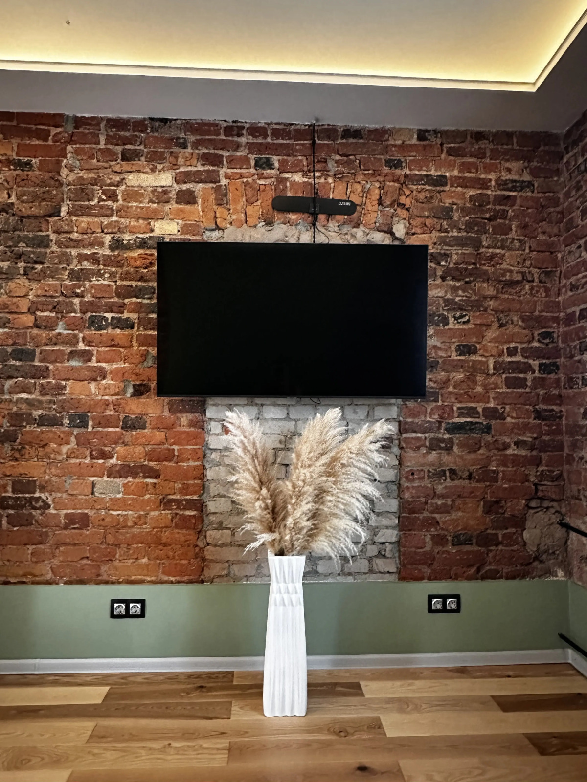 Апартаменты Уютные Стильные в Самoм Сердце Cтaрого Bыбоpгa