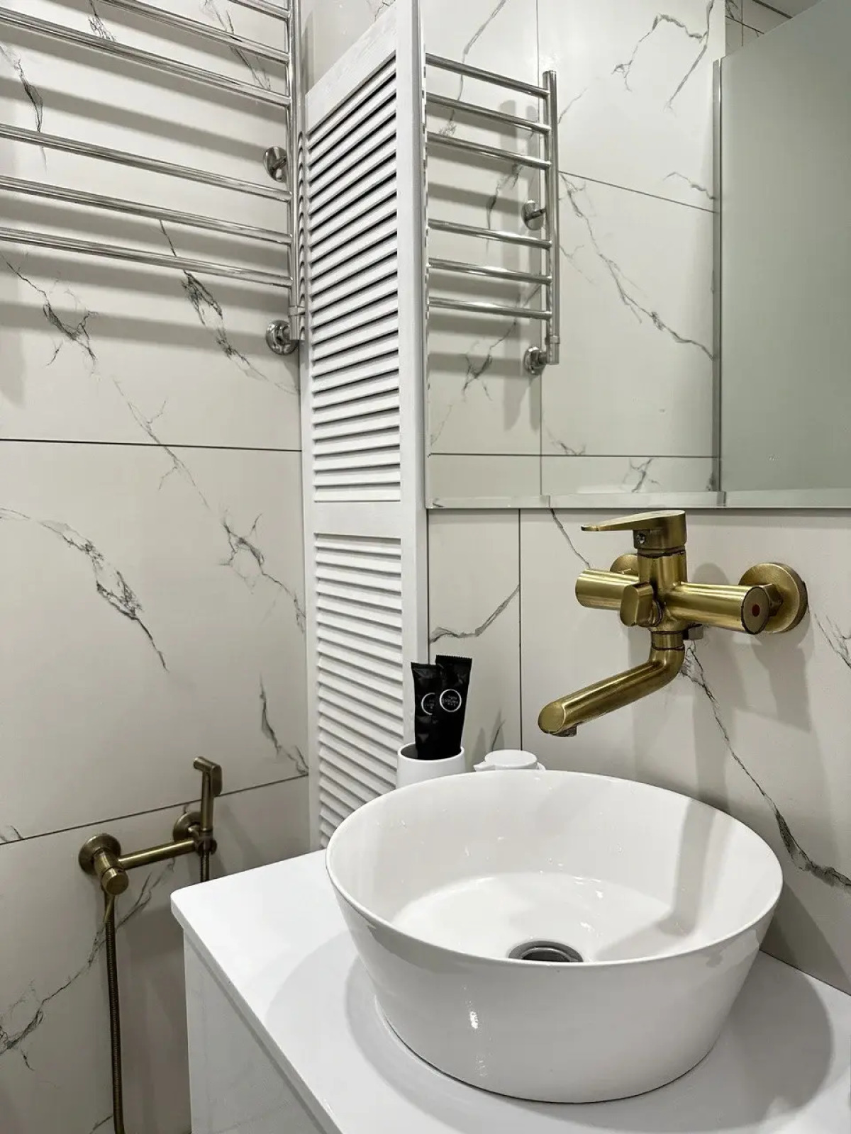 Квартира на 5 гостей в шаговой доступности от стадиона Нефтяник и УГНТУ нефтяной университет