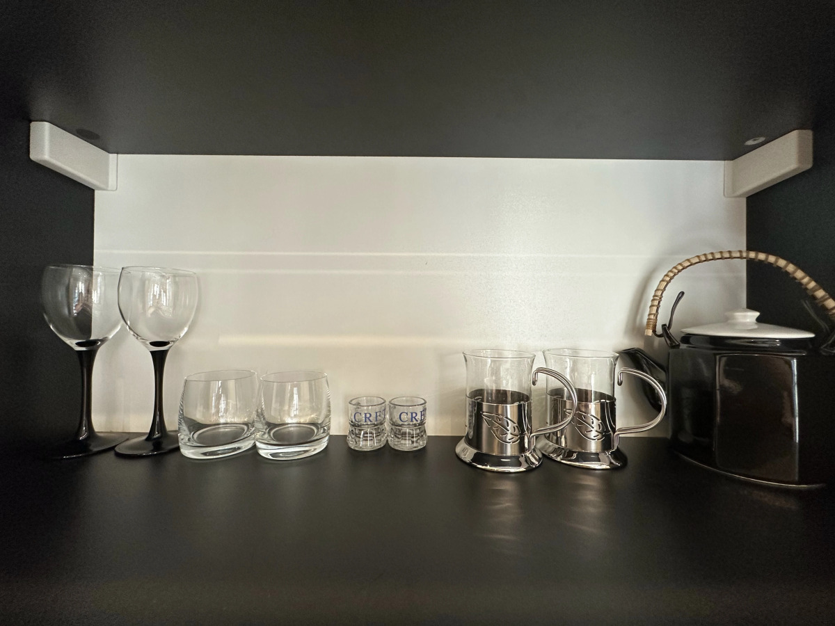 Квартира Магирус с Парящей Кроватью и Джакузи