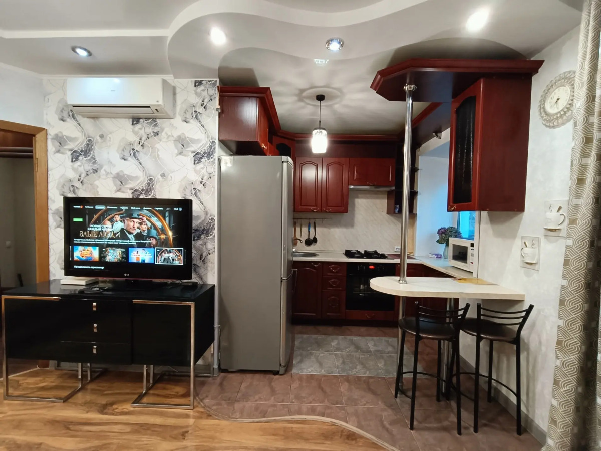 Квартира на 6 гостей в центре города на Поющих фонтанах