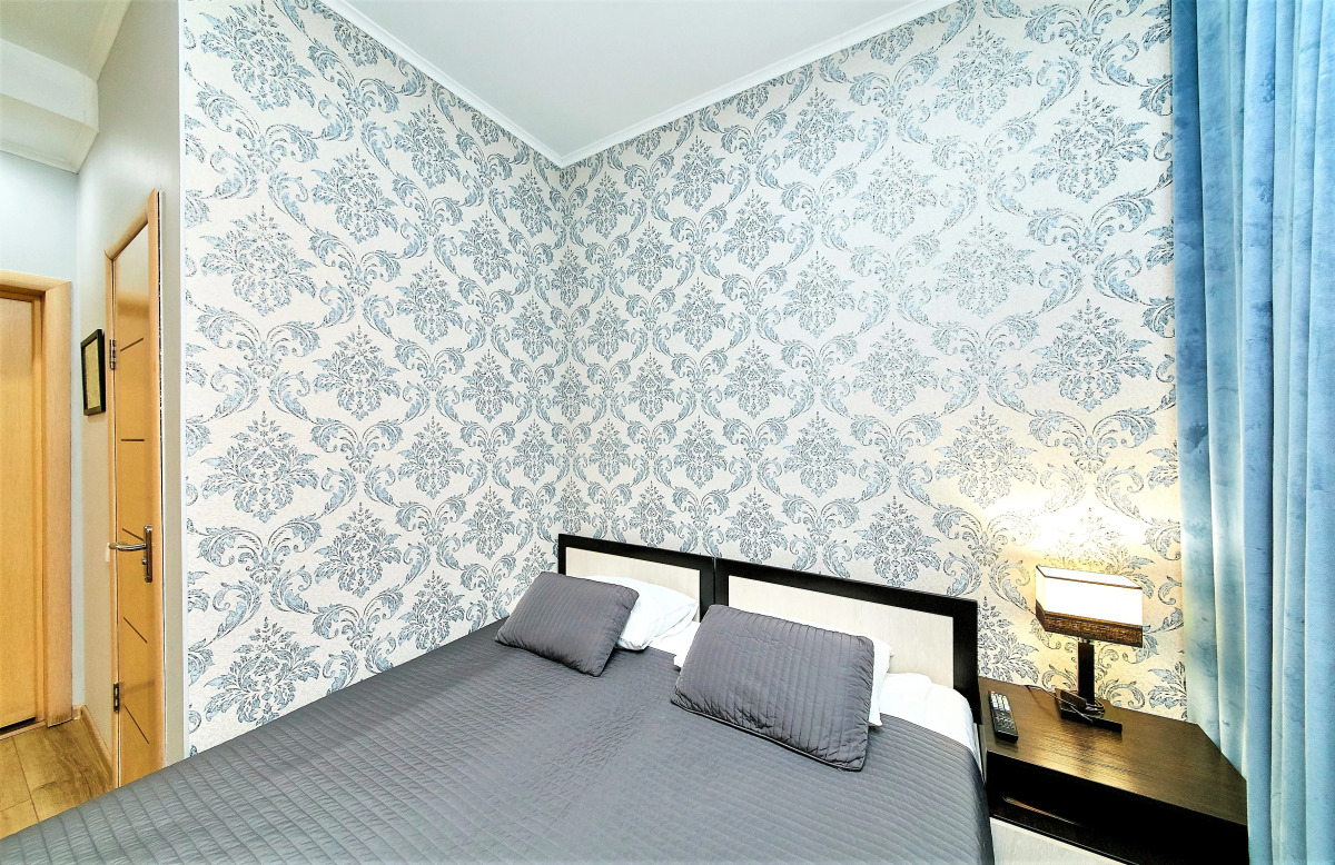 Отель Априори