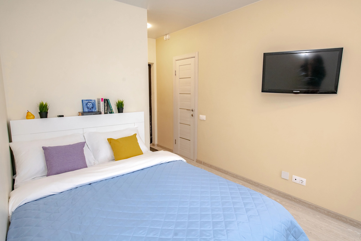 Апартаменты  TopHouse на Нейбута 6 студия