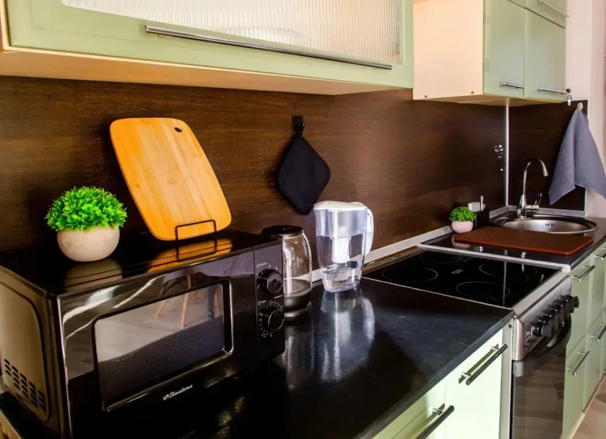 Квартира возле Самолёта