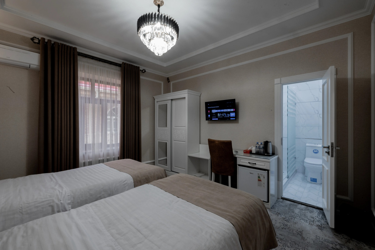 Отель Billuri Sitora