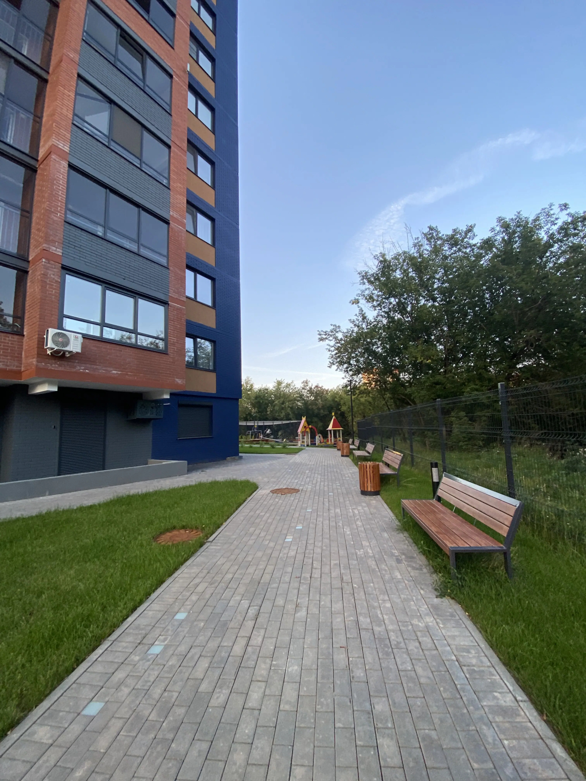 Апартаменты с видом на пруд