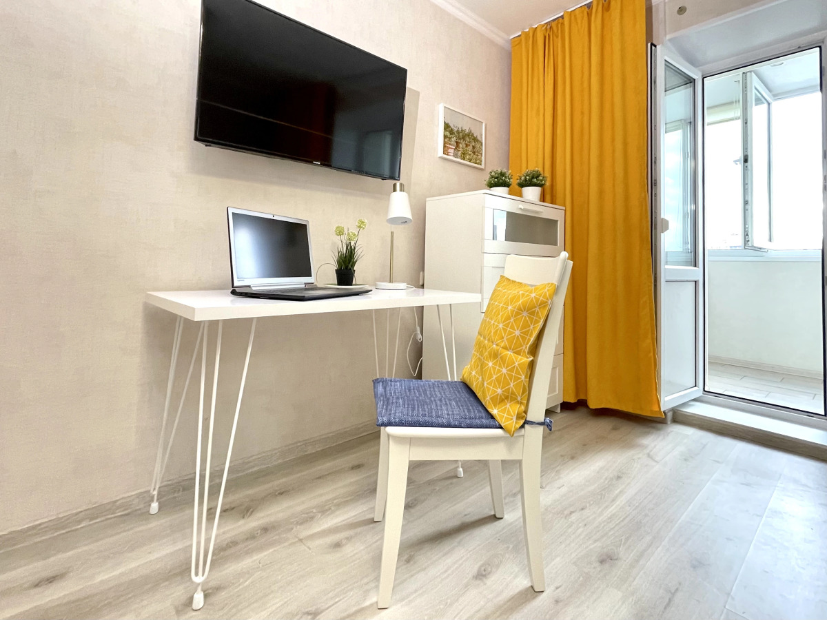 Квартира Приятная Около Вредена  на Веденеева 4