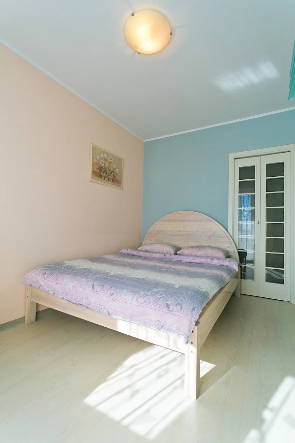 Апартаменты 4-комнатные HomeApart Сторожовская, 8