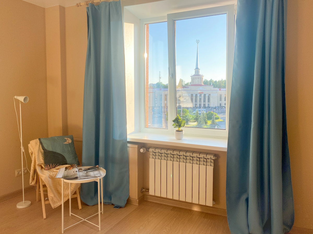 Апартаменты двухкомнатные с Видом на Привокзальную Площадь Hygge Karelia