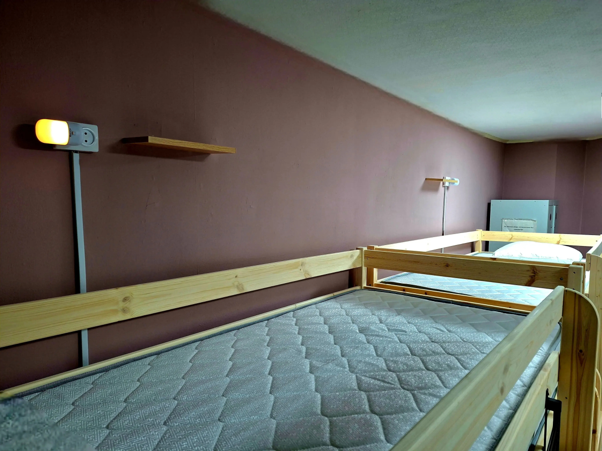 Хостел Гости