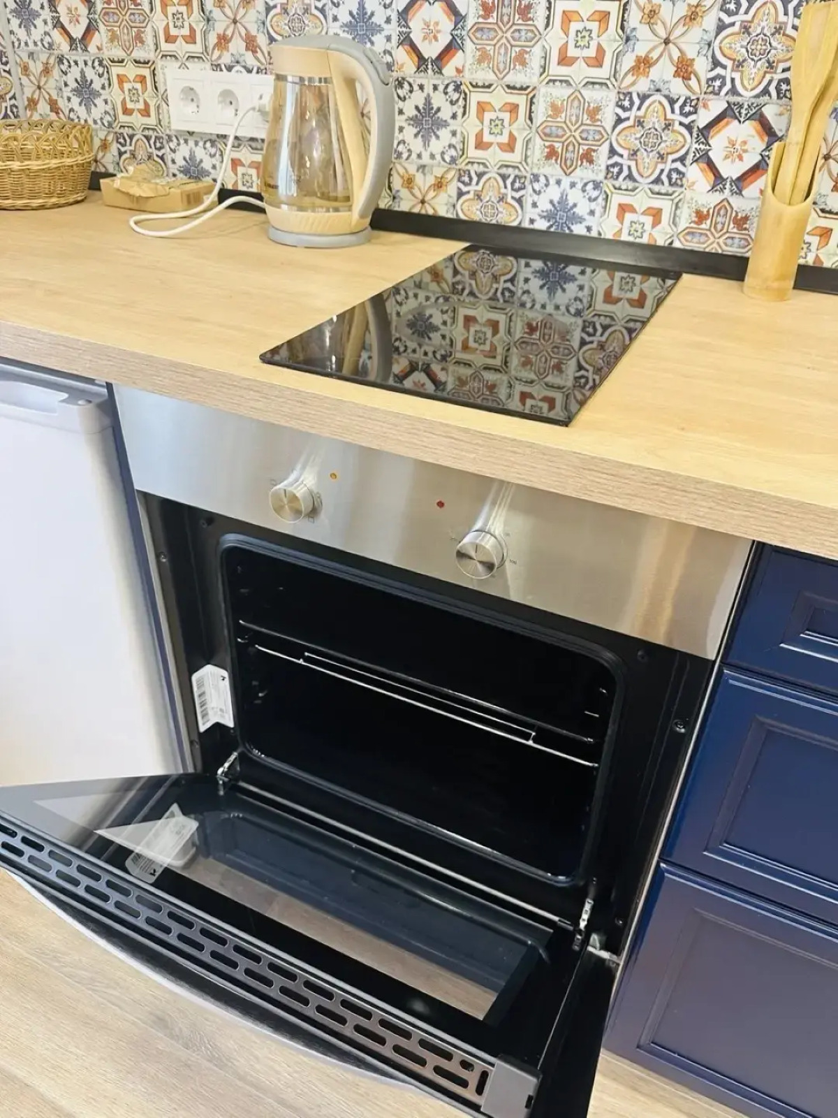 Апартаменты Хохлома Видовые на Ул Тургенева 25/1