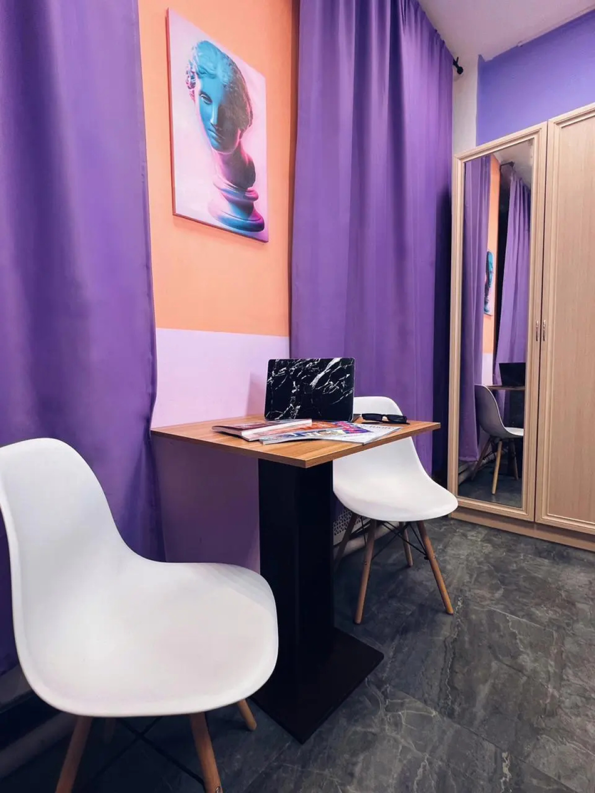 Меблированные комнаты Weekend Hotel