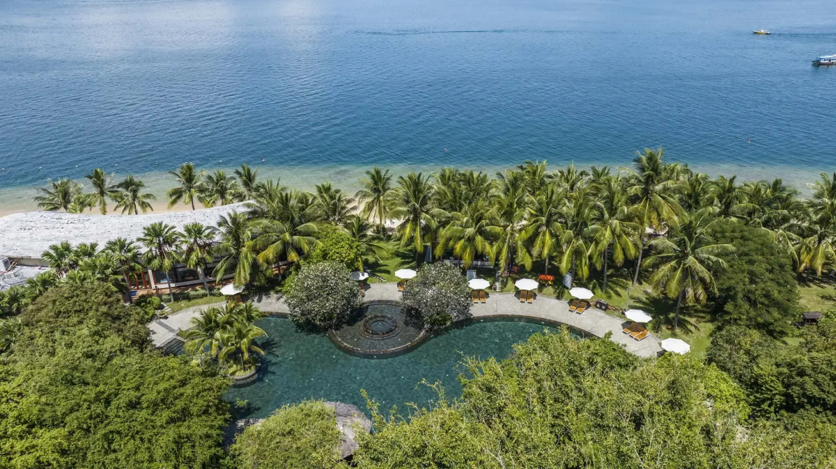 Hon Tam Resort (formerly MerPerle Hon Tam Resort)