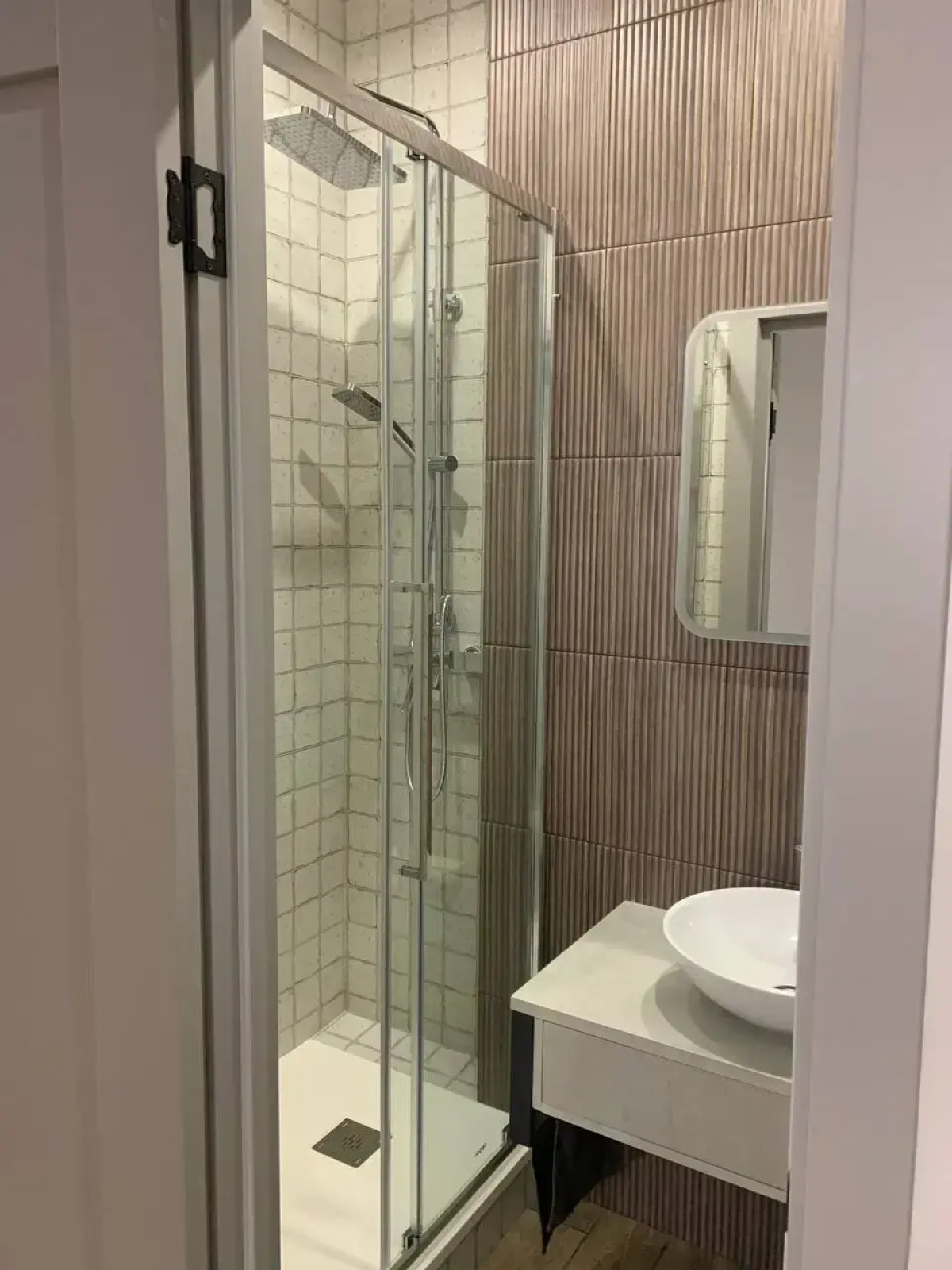 Квартира 2-комнатная уютная в центре в дизайнерском исполнении