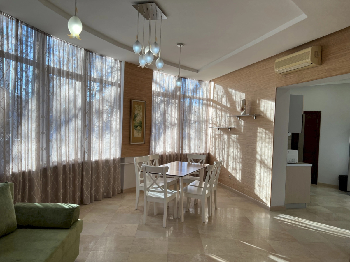 Апартаменты 115 3-к 50 метров от моря и набережной