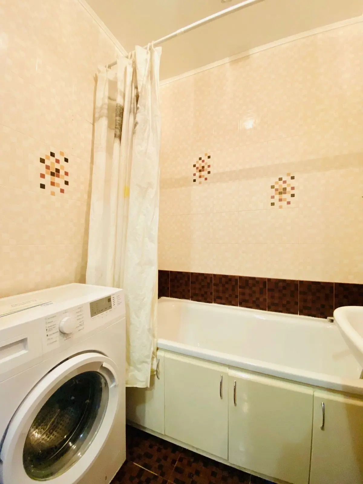 Apartments on str. International, bld. 36