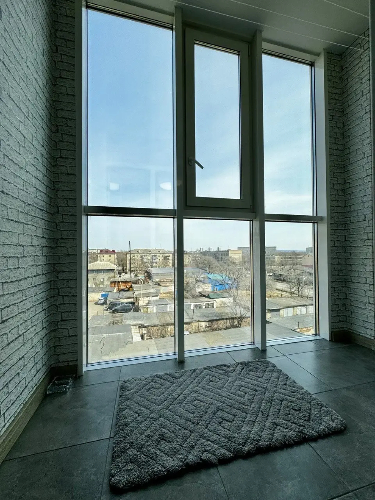 Квартира на Чичерина 69