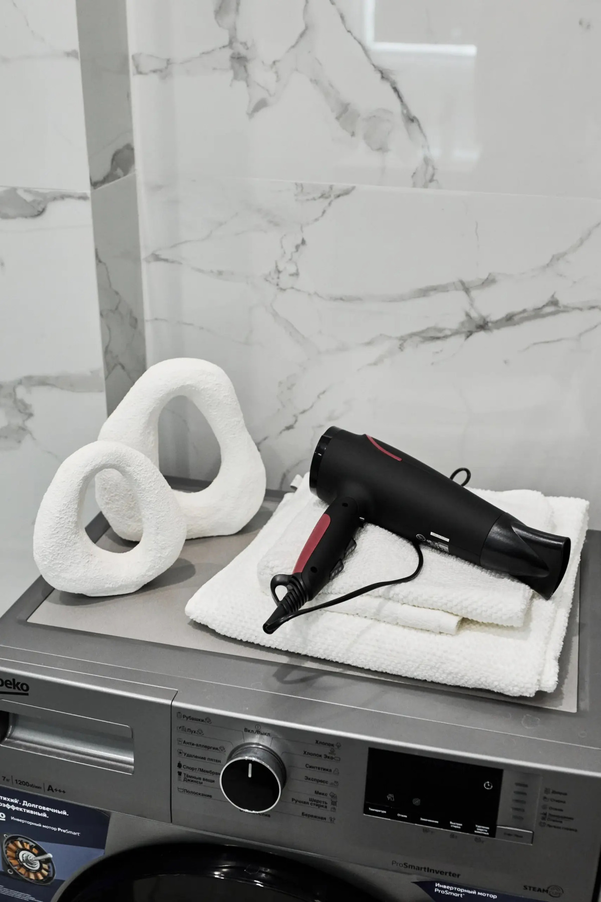 Квартира Двухкомнатная квартира возле центральной больницы