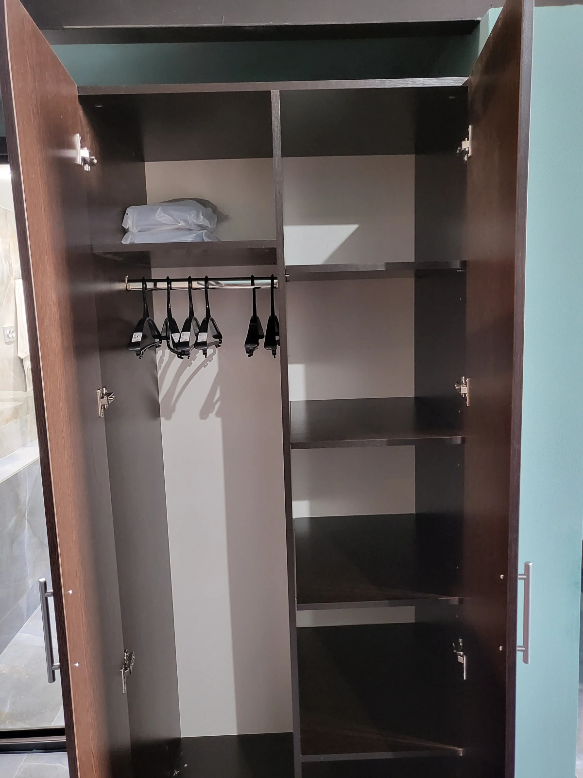 Квартира Максилан