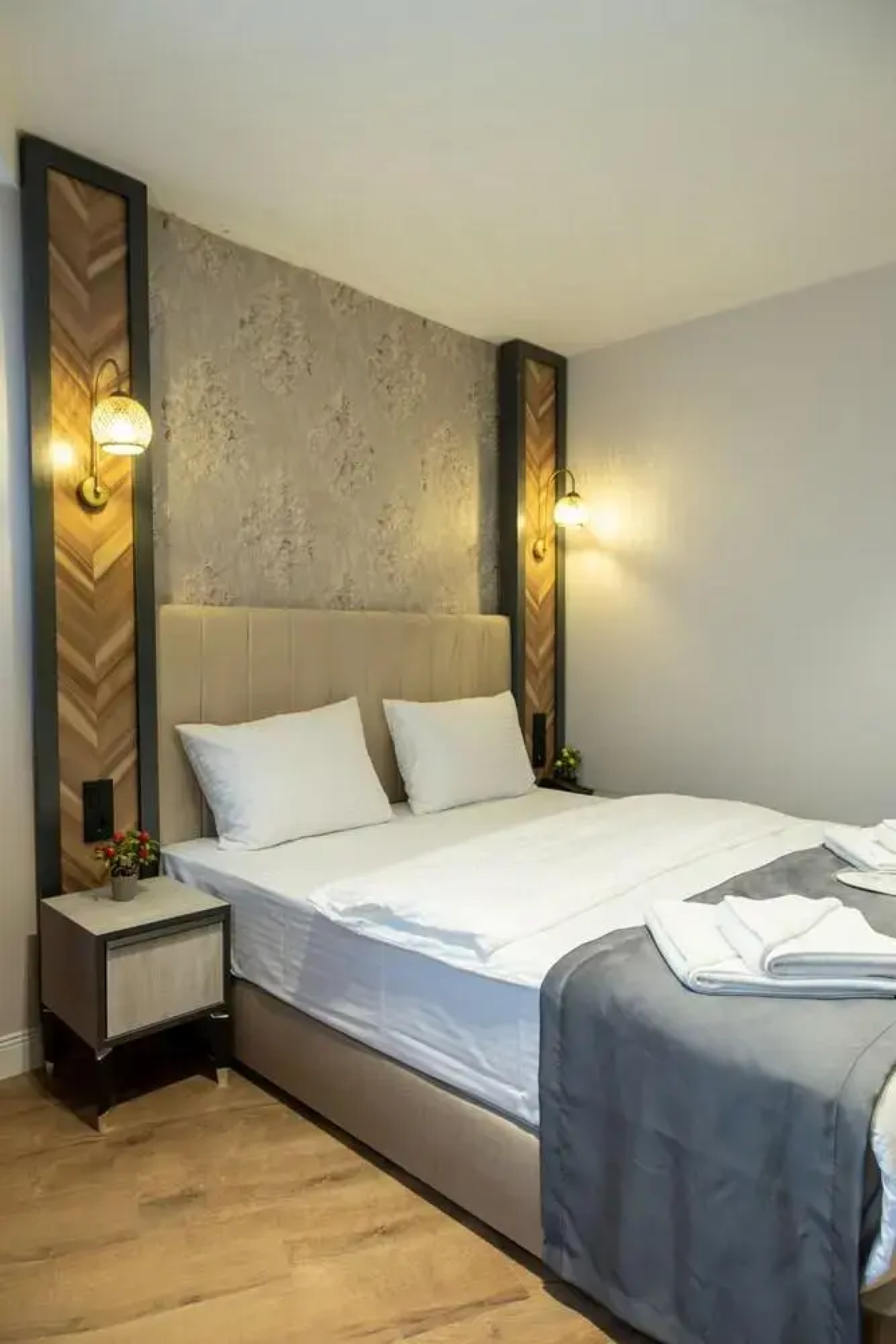 Отель Linda Port Hotel