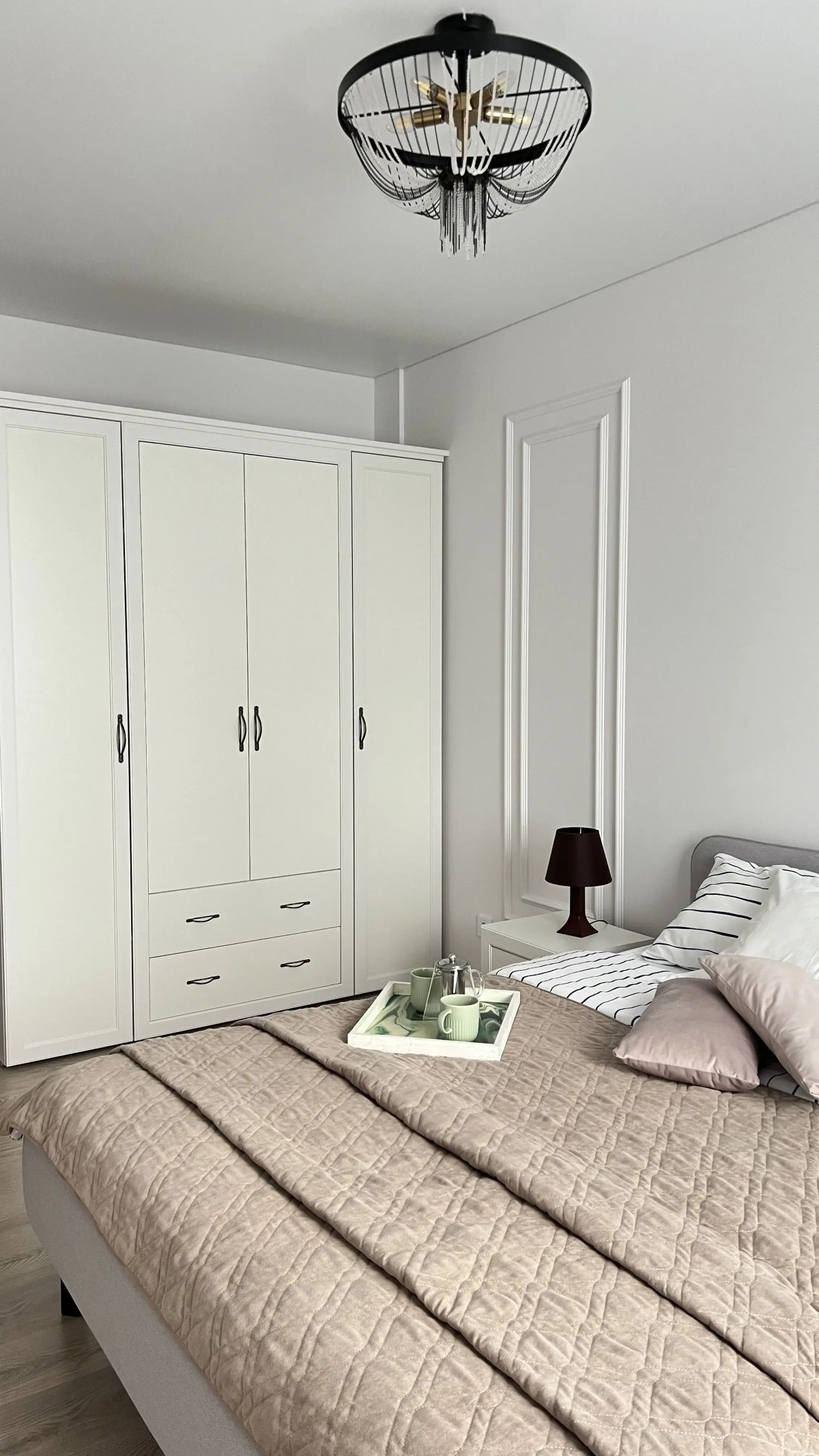 Квартира современная. Апартаменты Клен