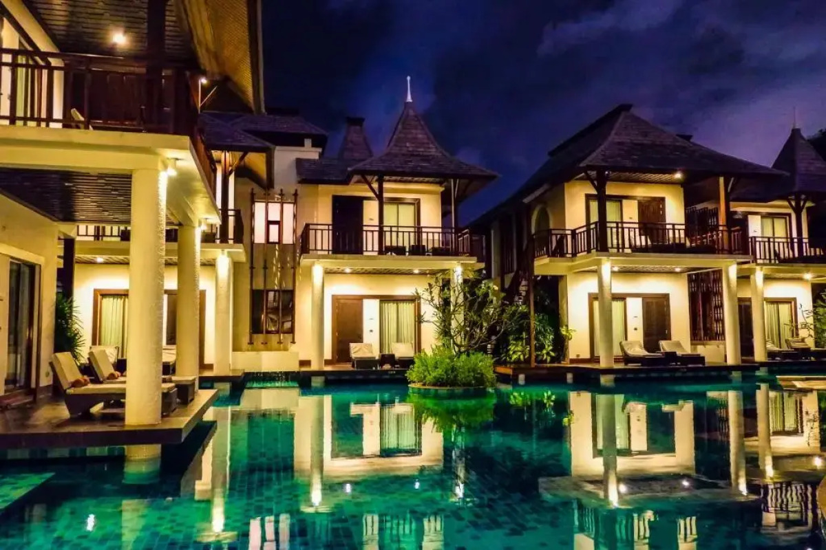 Отель Z Through by The Zign