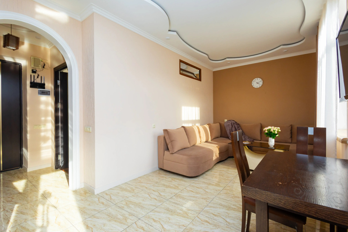 Квартира 2-к, улица Амиряна,AM104