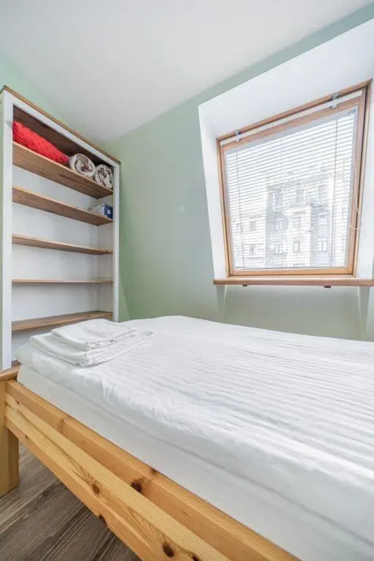 Квартира на 14-й Линии Васильевского Острова 75 5