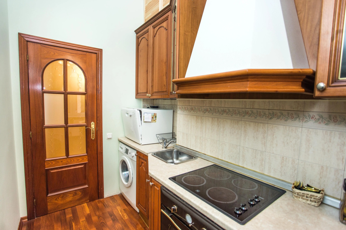 Апартаменты 3 комнатная квартира рядом с Исаакиевским собором и Невским проспектом