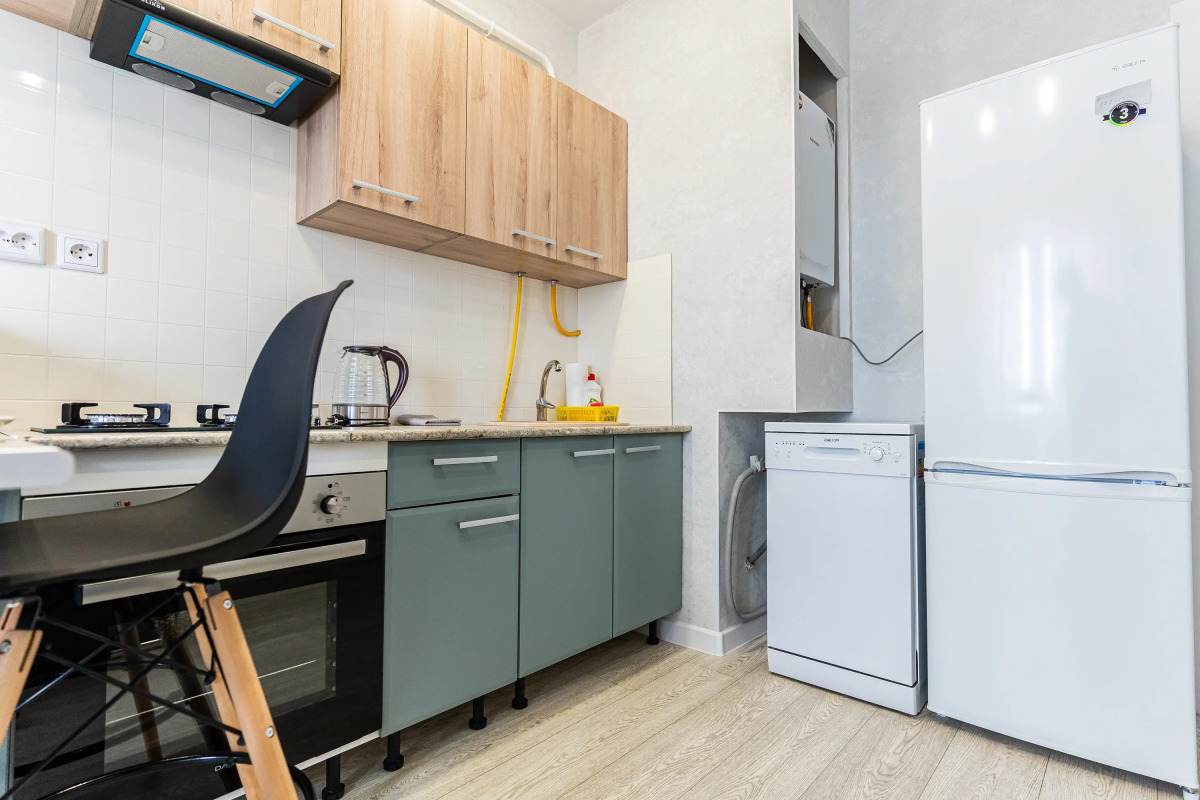 Апартаменты в центре Новороссийска с видом на горы и город LetoAрart