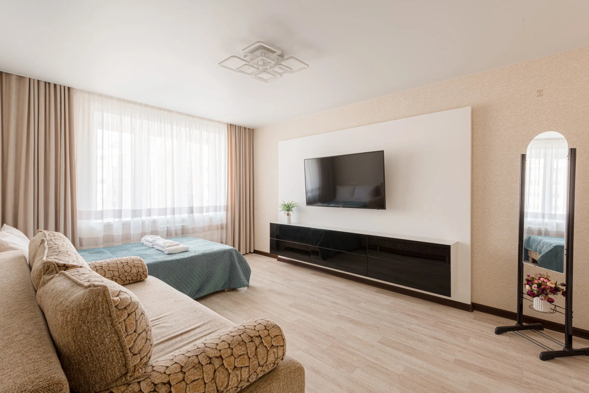 Квартира 2-к в центре на О.Волкова 3 от RentAp, 6 сп.мест