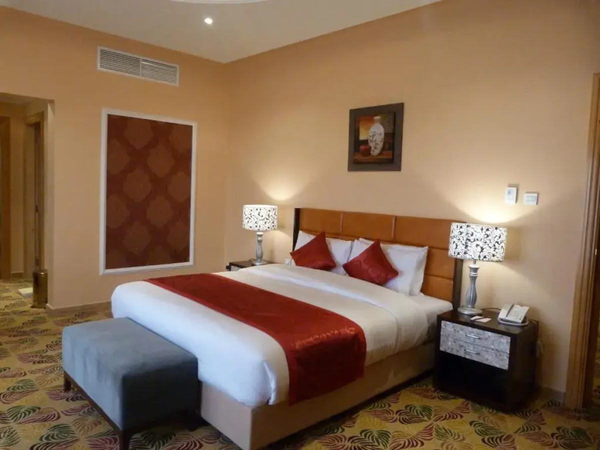 Red Castle Hotel