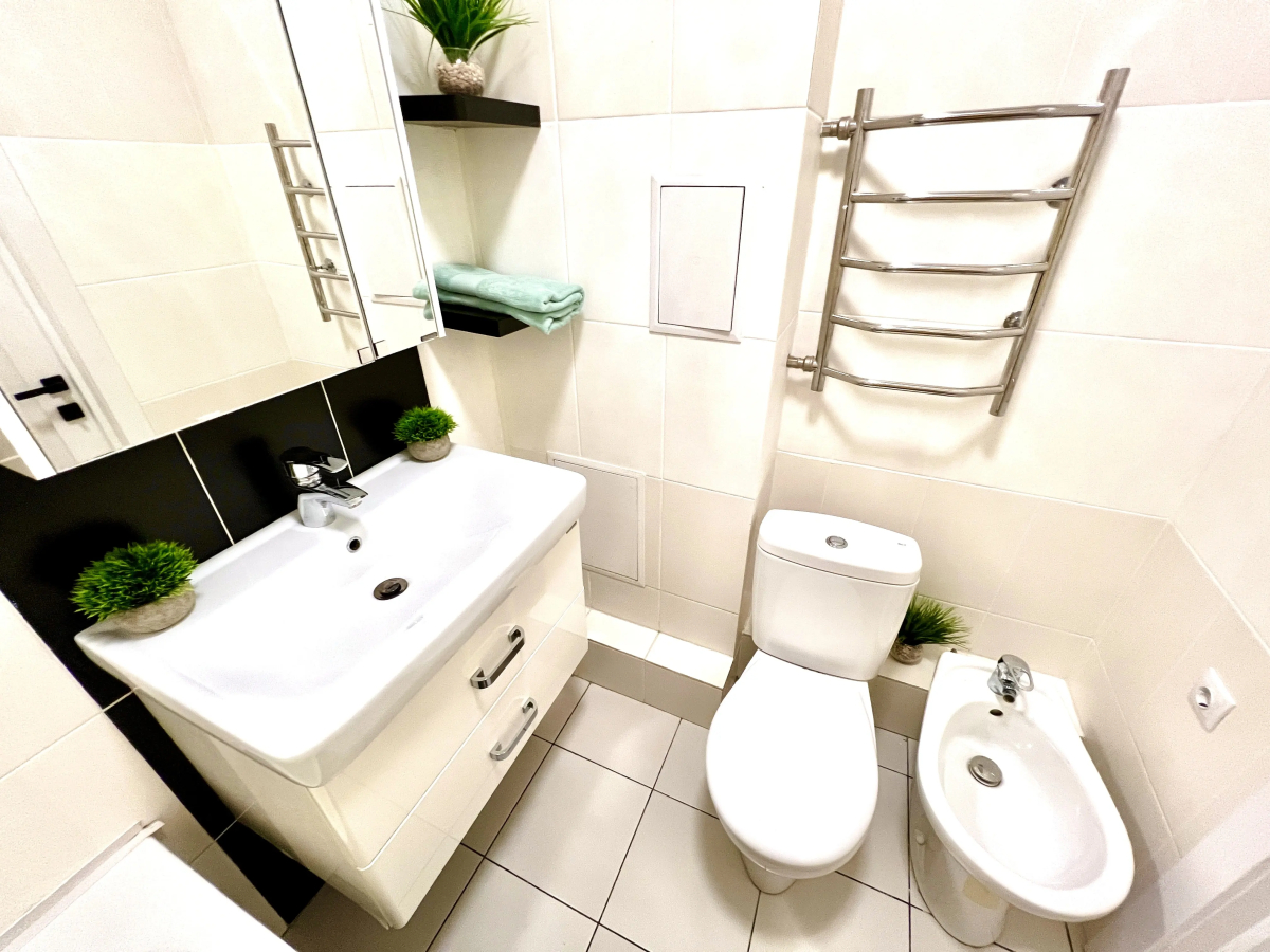 Уютные Апартаменты (рядом с ЖД вокзалом)  (ул. Никитинская 30)